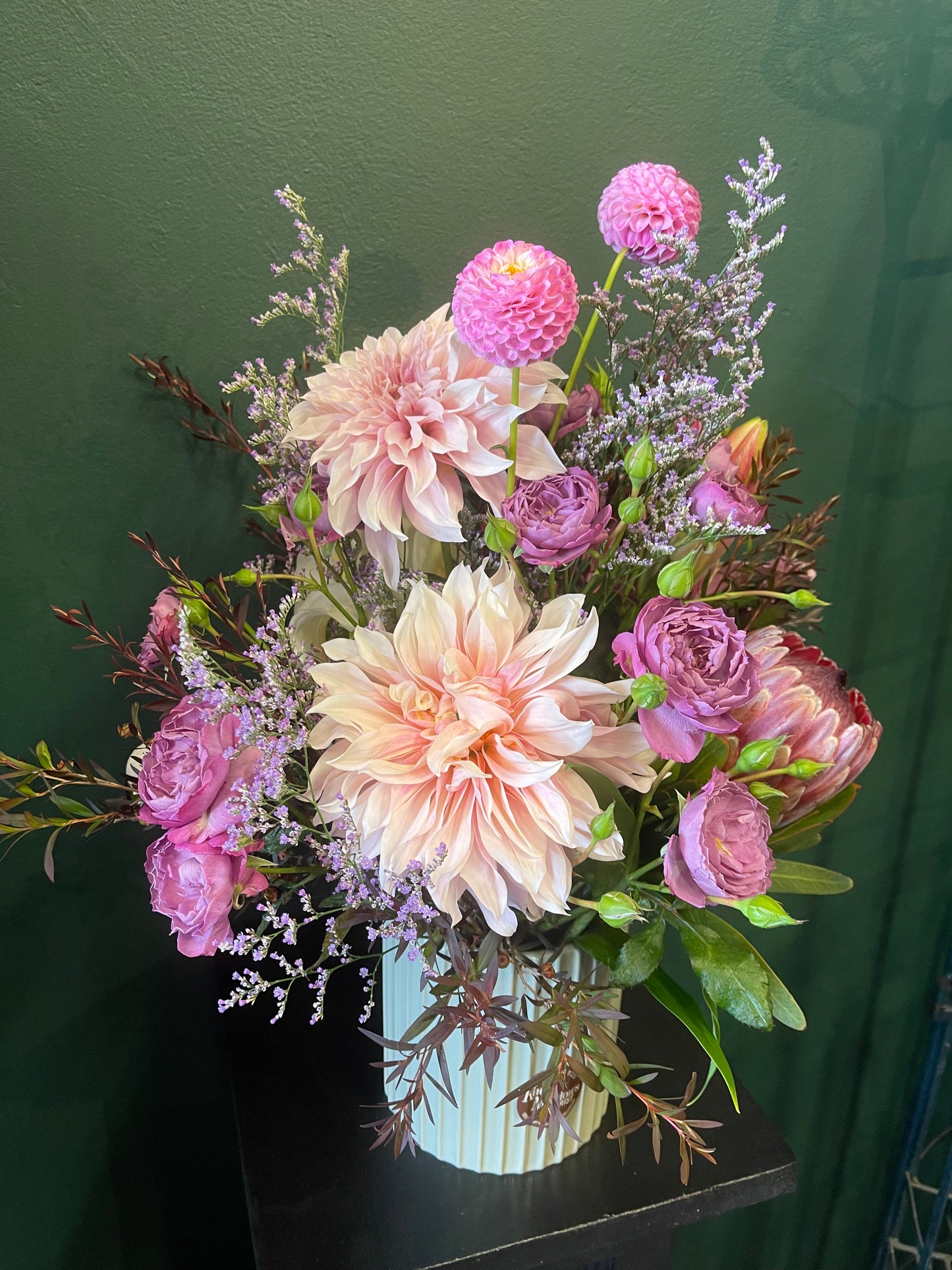Feminine - Arrangement