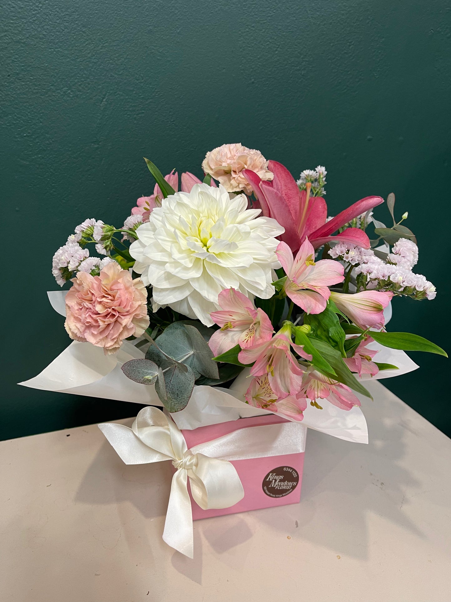 Feminine - Arrangement