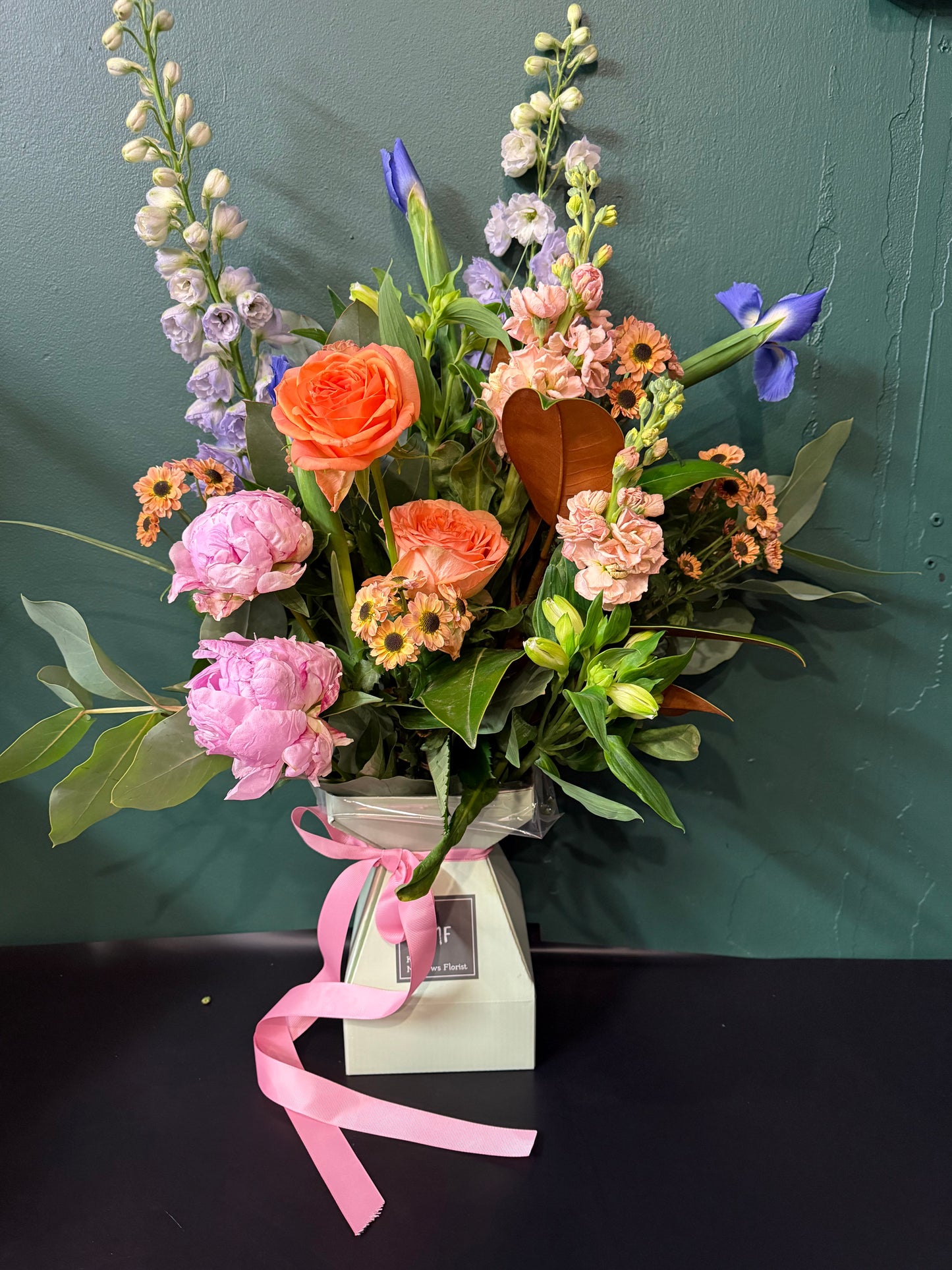 KMF Signature Floral Vox