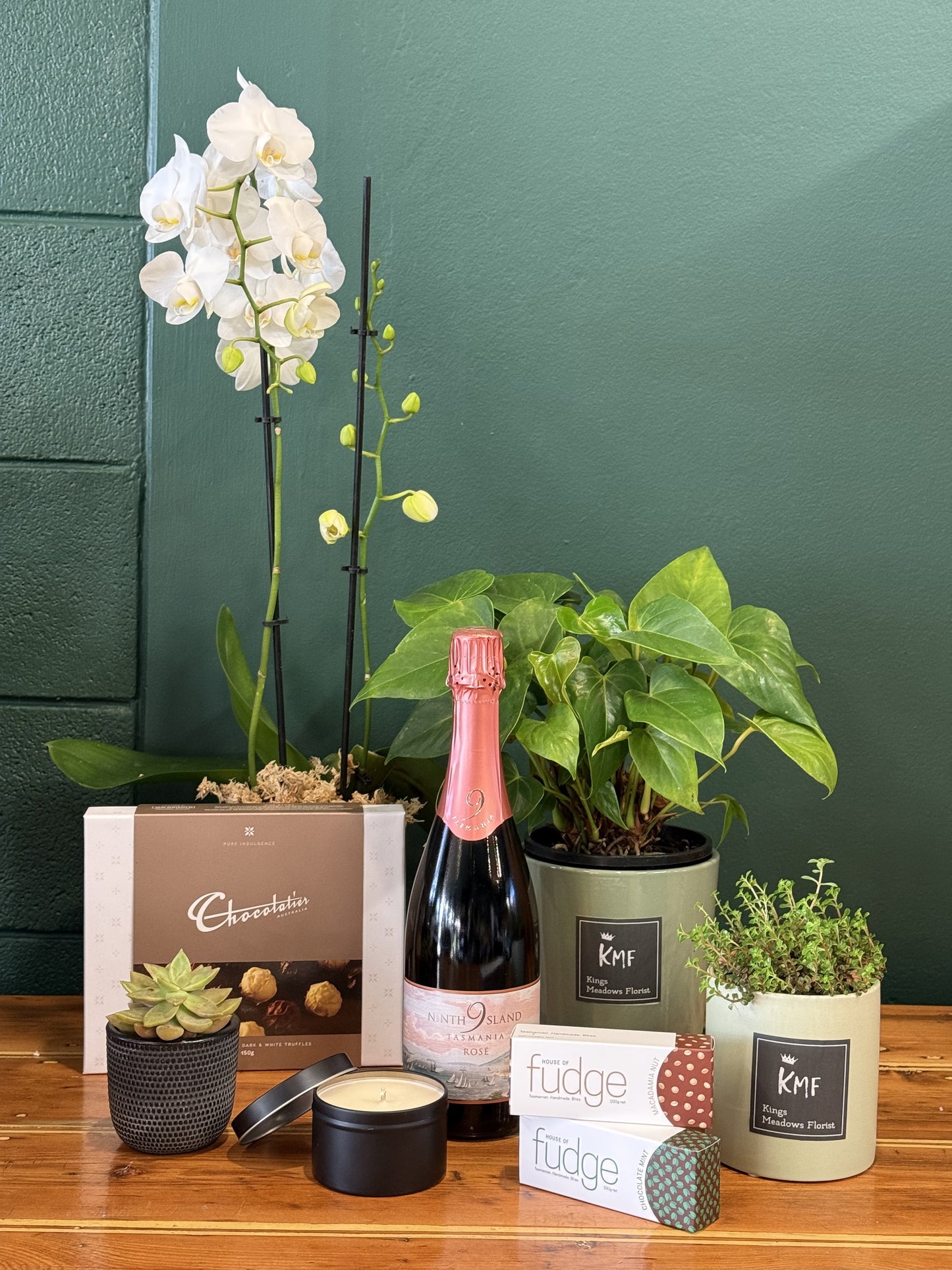 Plant Lover’s Hamper – Green Gifts with Wine, Bubbles & Chocolates