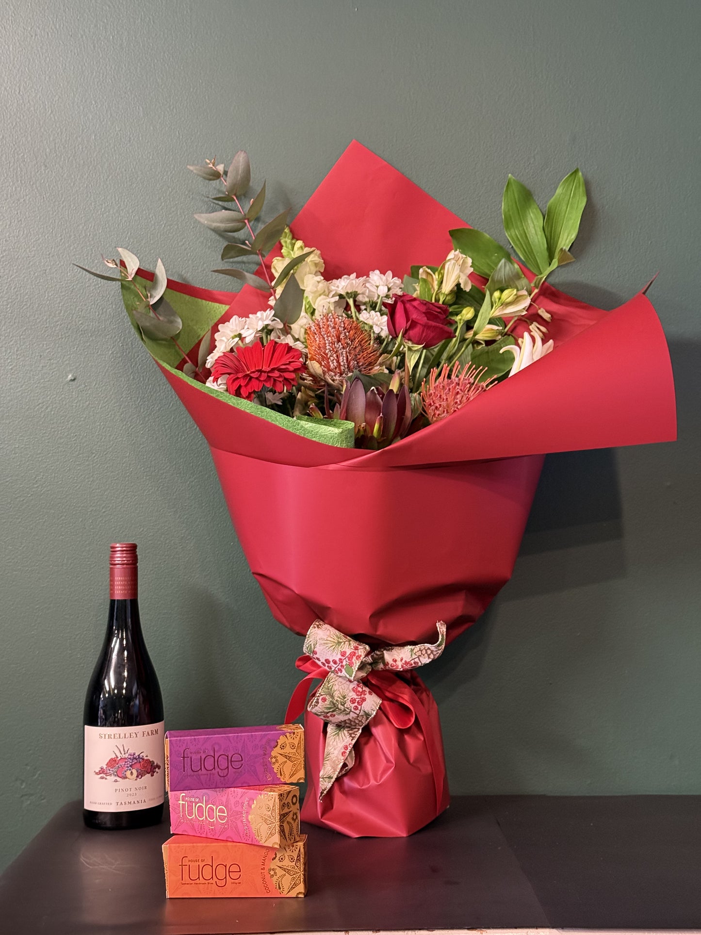 Christmas Festivities - Seasonal Bunches