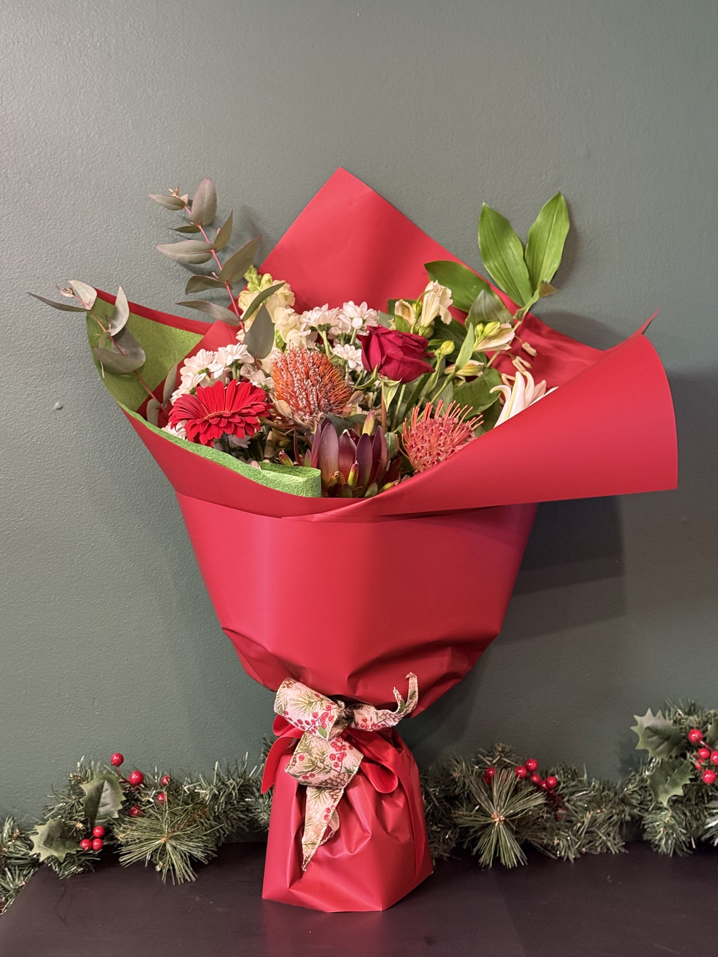 Christmas Festivities - Seasonal Bunches