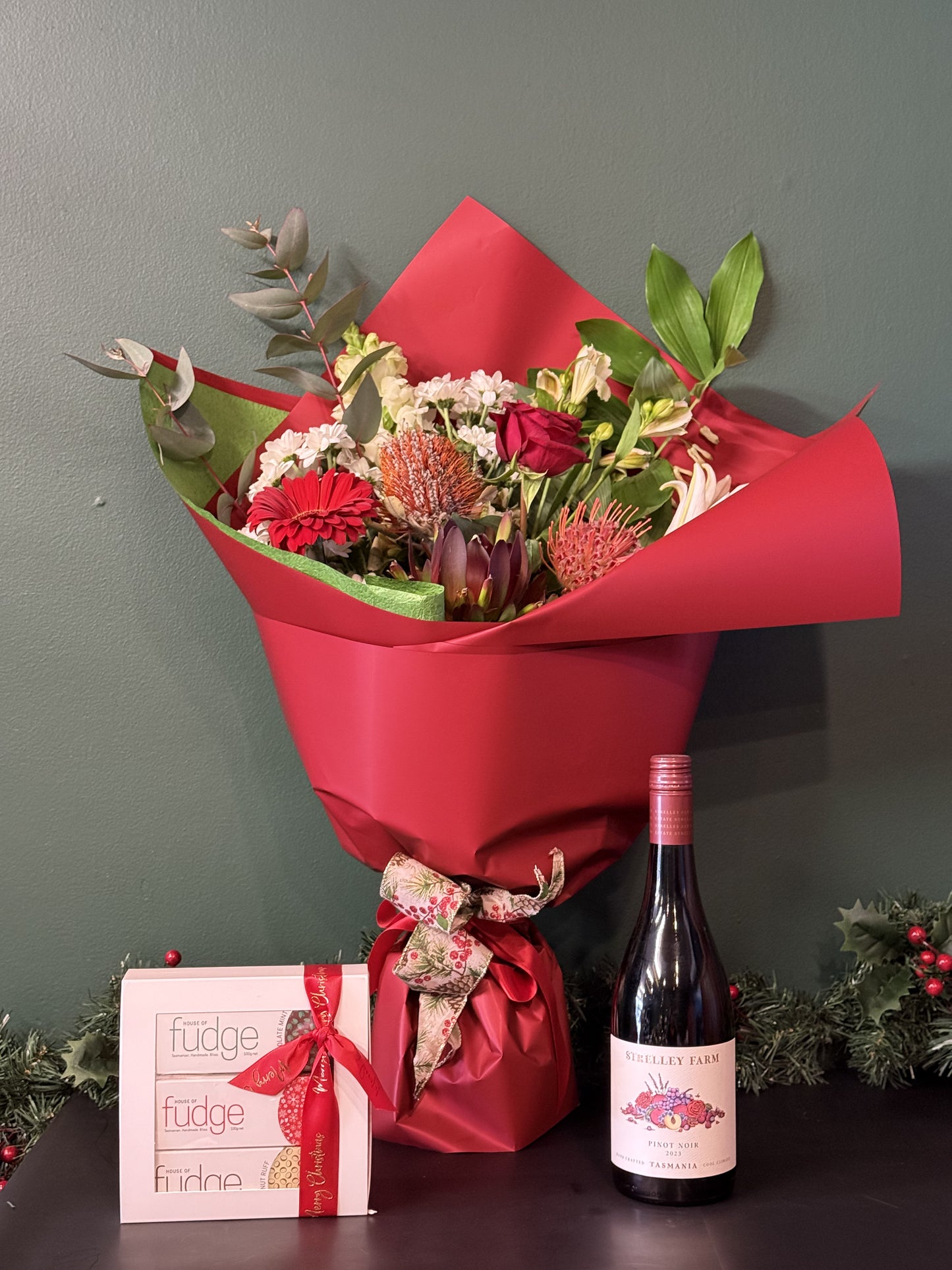 Christmas Festivities - Seasonal Bunches