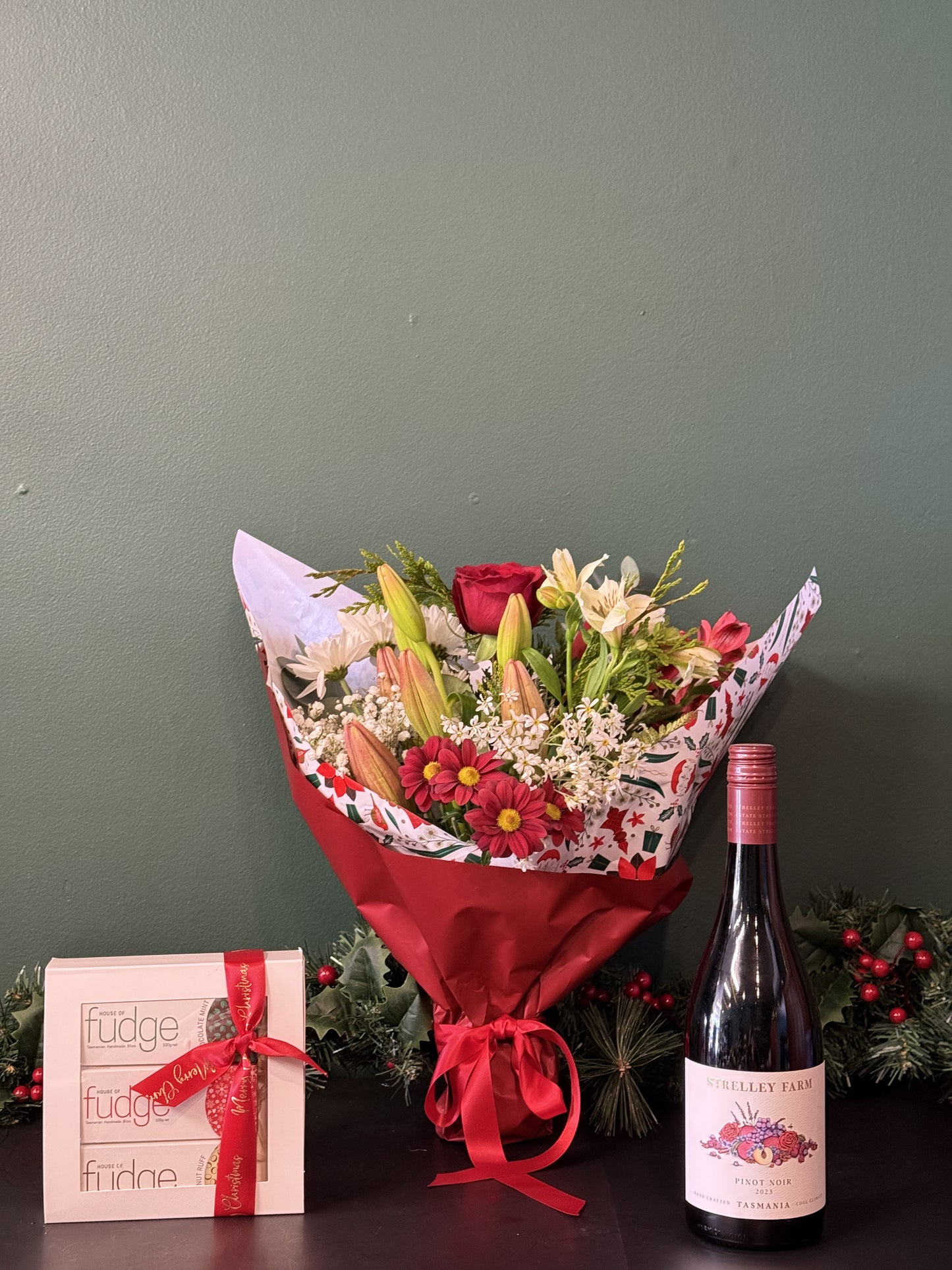 Christmas Festivities - Seasonal Bunches